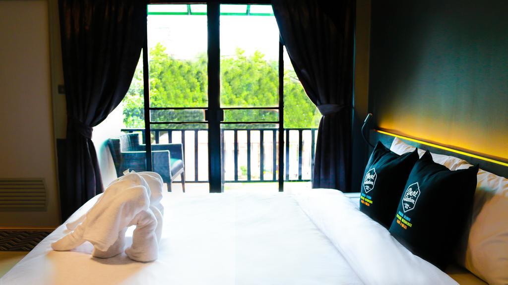 فندق Dent Station Resident Phuket المظهر الخارجي الصورة