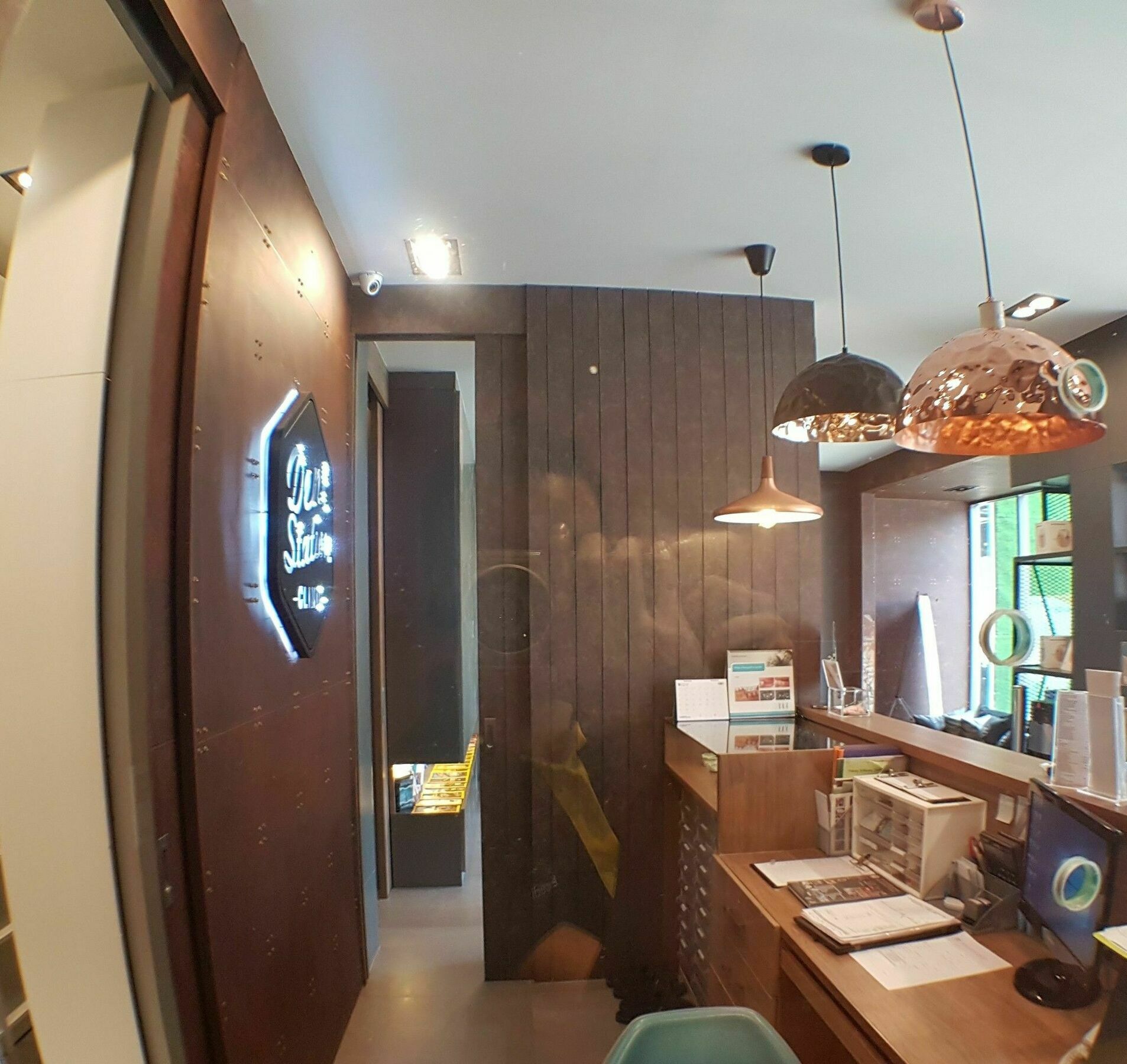 فندق Dent Station Resident Phuket المظهر الخارجي الصورة